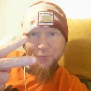 Meet your Posher, Adam